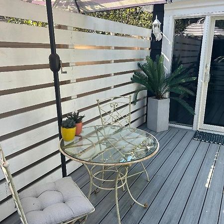 Adorable 1 Bedroom Cottage New York Dış mekan fotoğraf