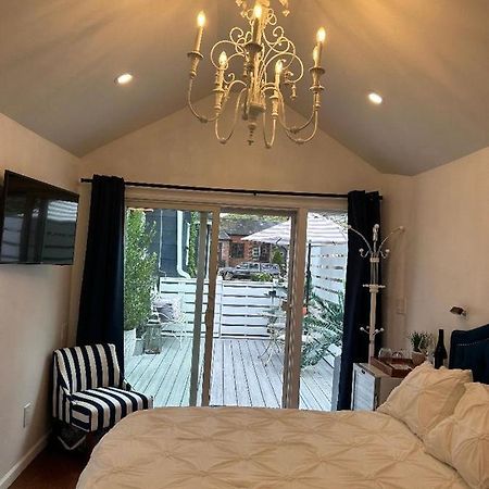 Adorable 1 Bedroom Cottage New York Dış mekan fotoğraf